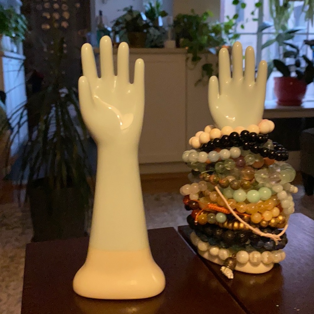 Fishs Eddy Porcelain Mini Hand | Jewelry Holder